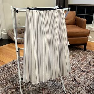 Banana Republic NAVY and White pleated Midi